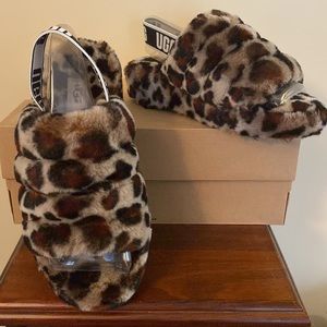Ugg Fluff Yeah Leopard Shearling Sandal Slippers BRAND NEW!